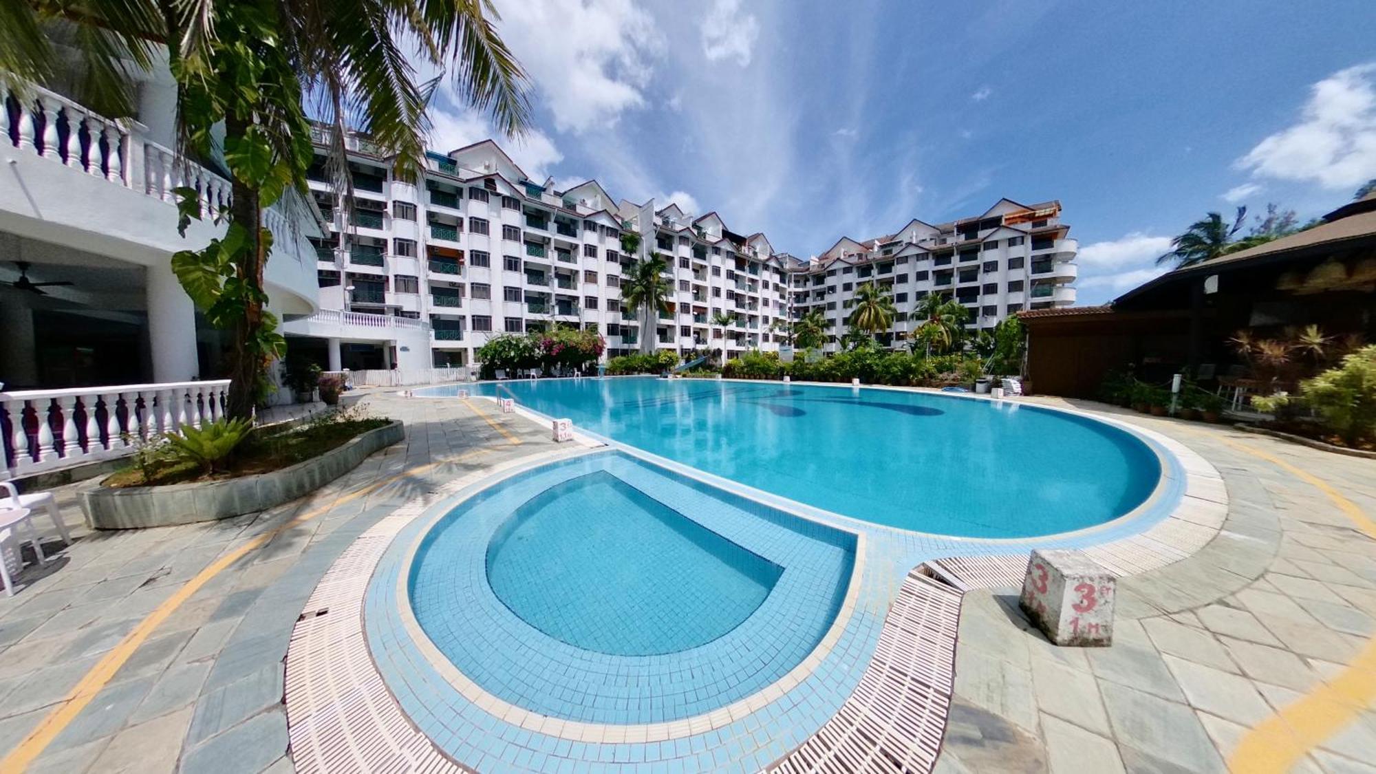 Pd Up To 10pax 2r2b Beachfront, Pool View, Wifi, 50