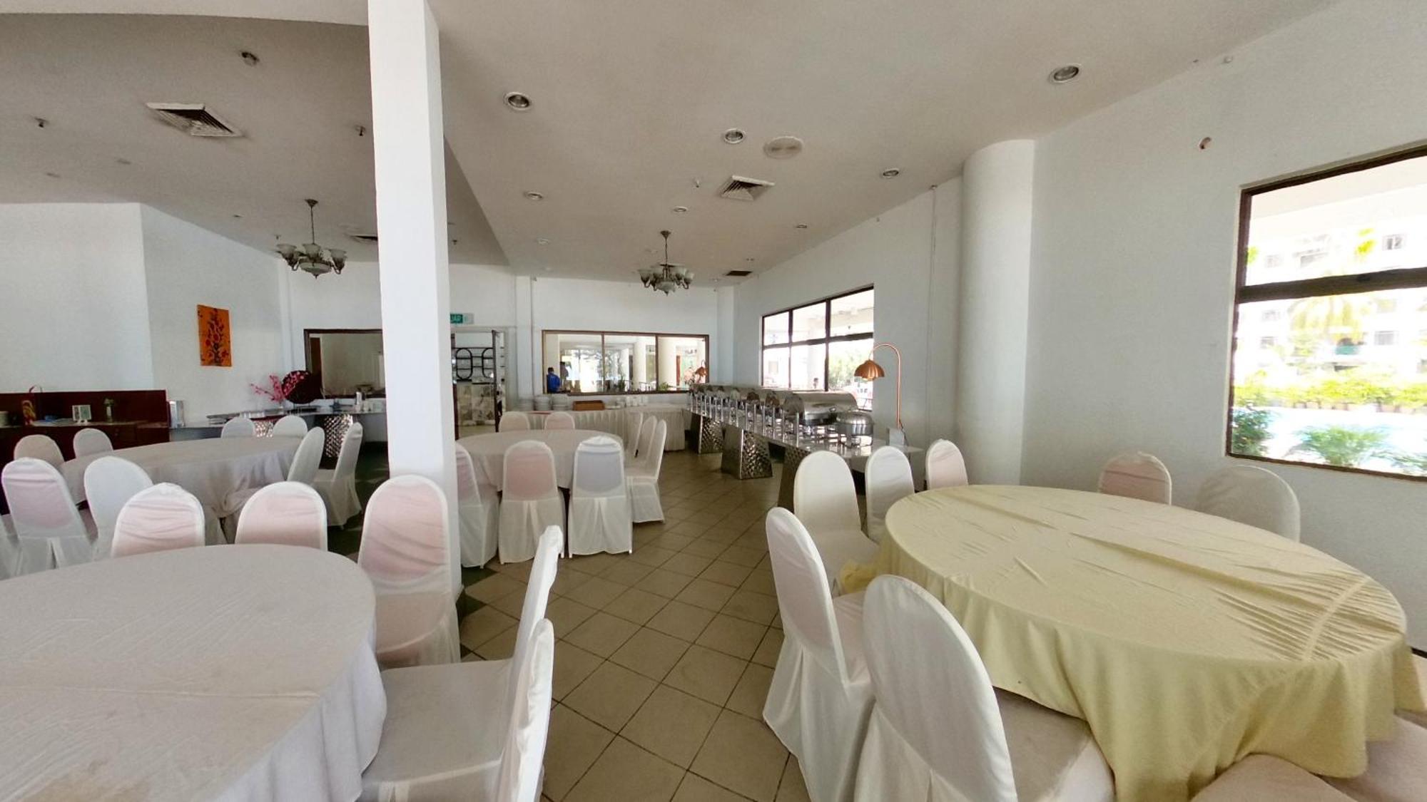 Pd Up To 10pax 2r2b Beachfront, Pool View, Wifi, 50