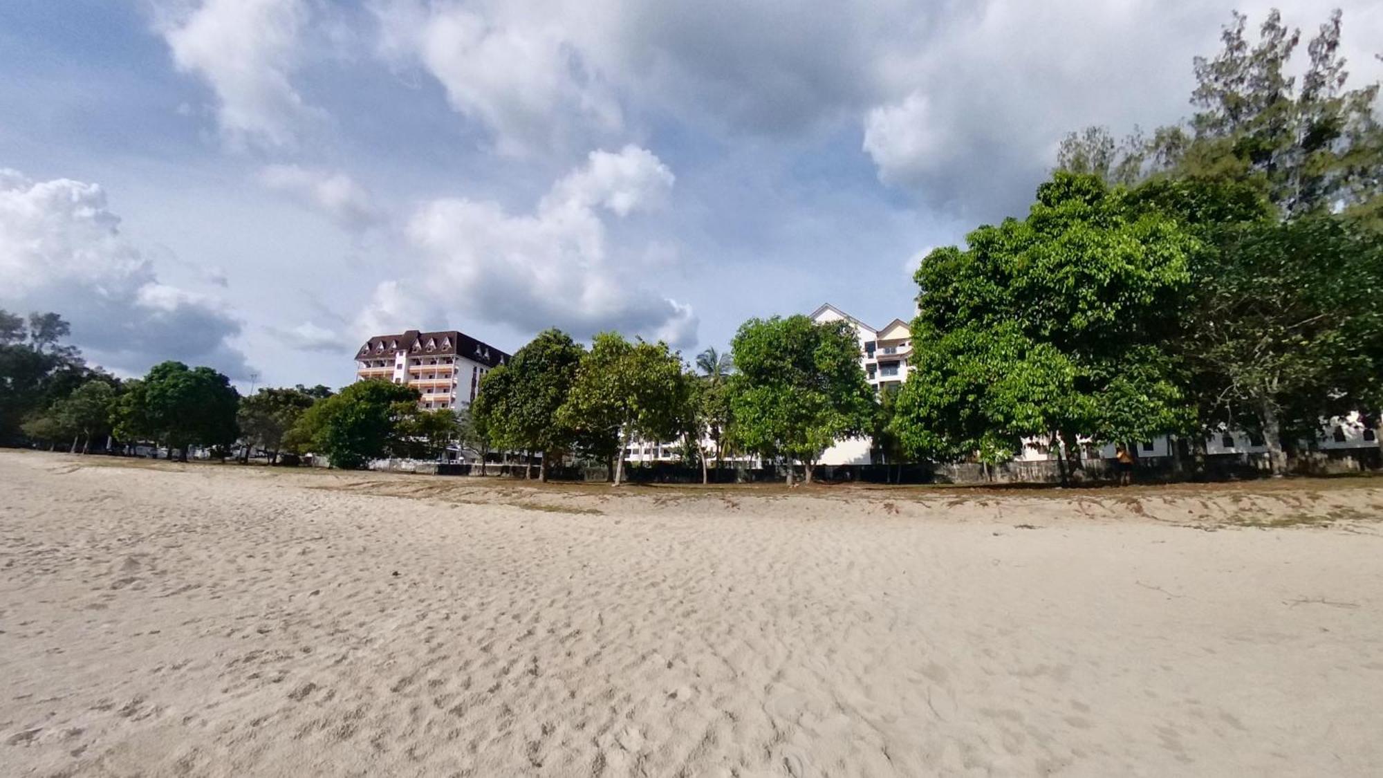 Pd Up To 10pax 2r2b Beachfront, Pool View, Wifi, 50