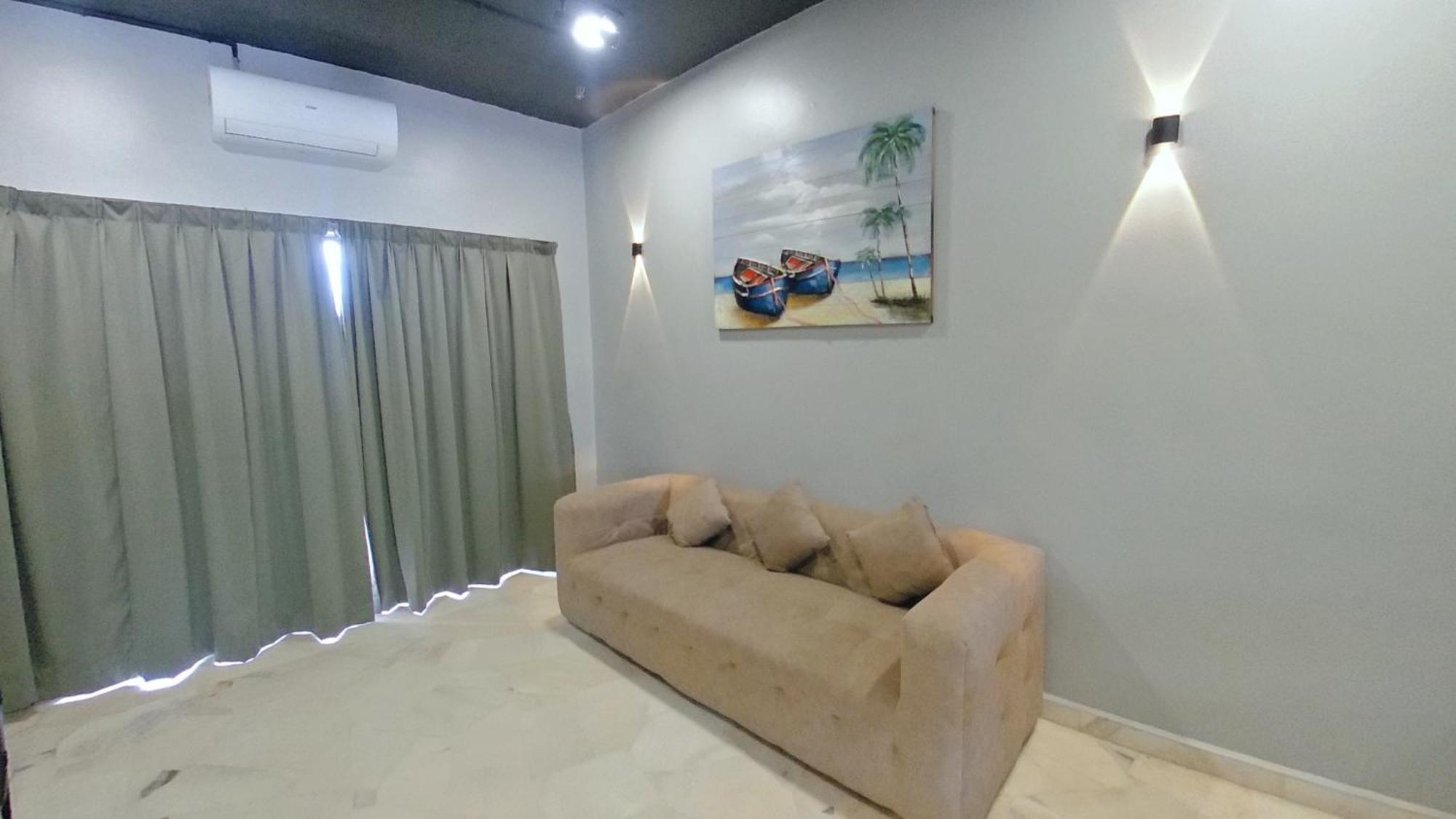 Pd Up To 10pax 2r2b Beachfront, Pool View, Wifi, 50